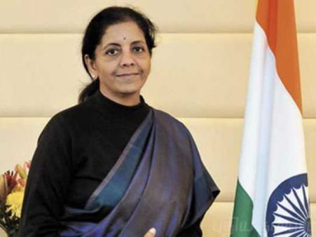 எதிர்பாராத டிவிஸ்ட்.. நிதியமைச்சரானார் நிர்மலா சீதாராமன்.. தமிழகத்தை சேர்ந்த 6வது தலைவர்!