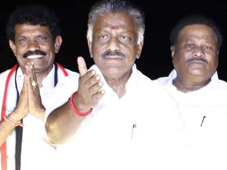 மாண்புமிகு அம்மா.. நிமிடத்திற்கு ஒருமுறை உச்சரித்த ஒபிஎஸ்.. அமமுகவின் பெயர் சொல்ல மறுப்பு