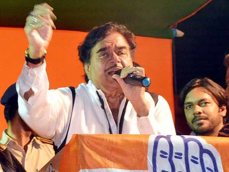 இந்தி பேசும் மாநிலங்களில் பாஜகவுக்கு மரண அடி காத்திருக்கிறது... சொல்வது சத்ருகன் சின்ஹா