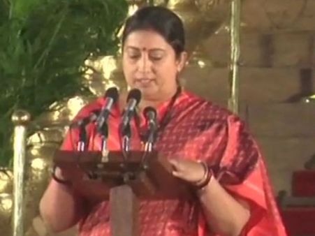 அன்று ஒட்டலில் பாத்திரம் கழுவிய ஸ்மிருதி .. இன்று ராகுலை வீழ்த்தி அமைச்சராகிய சாதனை மங்கை