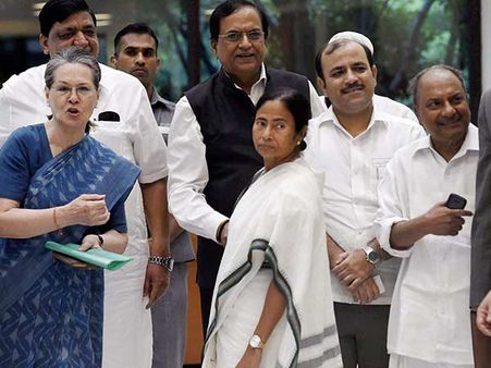 எக்ஸிட் போல் எல்லாம் வேஸ்ட்.. இவர்கள்தான் கிங் மேக்கர்ஸ்.. இப்போதே வலை வீசும் பாஜக, காங்கிரஸ்!