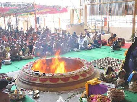 அட்சய திருதியை 2019: ஐஸ்வர்யம் தரும் லட்சுமி குபேரர் மகா யாகம்- தானம் செய்வதால் புண்ணியம் கிடைக்கும்