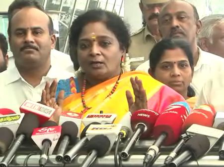 தீவிரவாதத்துக்கு மதம் கிடையாது...தீவிரவாதின்னு சொல்லாதீங்க.. கமலுக்கு தமிழிசை அட்வைஸ்