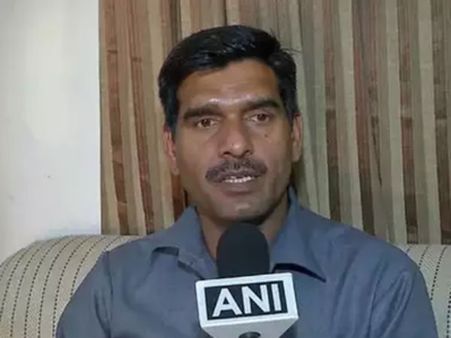 மோடிக்கு எதிராக வேட்புமனு அளித்த முன்னாள் ராணுவ வீரரின் வழக்கு.. உச்ச நீதிமன்றம் அதிரடி தள்ளுபடி!