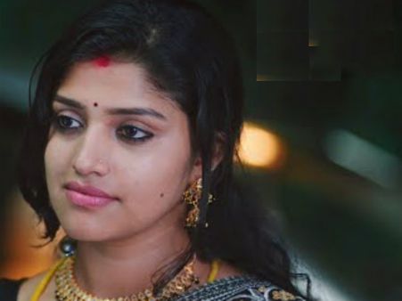 அனிதா லவ்வை அநியாயமா... அனாமிகா.. ஆமா யார் அவ?