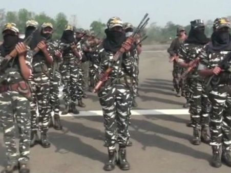 நக்சல்களை வேட்டையாட பெண் கமாண்டோ படை.. நாட்டிலேயே முதல் முறையாக சத்தீஸ்கரில் உருவாக்கம்