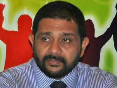 இலங்கை: பவுத்த பிக்கு போராட்டம் எதிரொலி- முஸ்லிம் ஆளுநர்கள், அமைச்சர்கள் ராஜினாமா