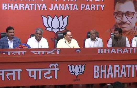 உடைந்தது தெலுங்குதேசம்! 3 ராஜ்யசபா எம்.பிக்கள் பாஜகவில் ஐக்கியம்!