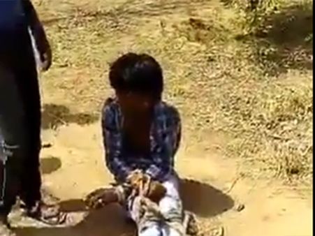 கோவிலுக்குள் பூசாரி மகளை பலாத்காரம் செய்த சிறுவன்- கட்டி வைத்து வெளுத்த இளைஞர்கள்