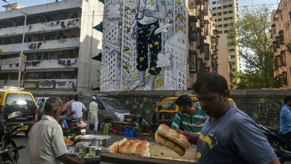 தாஜ் மஹாலை தோற்கடித்த தாராவி.. ஆசியளவில் சுற்றுலா பயணிகளை கவர்ந்த பட்டியலில் இடம் பிடிப்பு