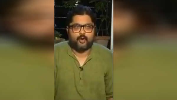 ஆங்கில டிவி சேனலில் இந்தியில் பேசுவீங்களோ? வங்க மொழியில் பேசி தெறிக்கவிட்ட கார்கா சட்டர்ஜி!