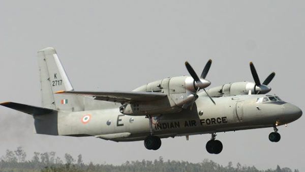 மாயமான விமானத்தில் பயணித்த 13 பேரும் உயிரிழப்பு: விமானப் படை