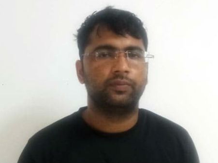 குறுக்குவழியில் பணம் சம்பாதிக்க ஆசை.. மோடியின் பெயரில் போலி வெப்சைட்... பலே ஐஐடி பட்டதாரி கைது