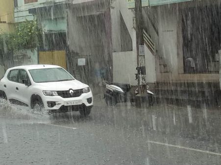 கிடப்பில் போடப்பட்டுள்ள மழை நீர் சேகரிப்பு திட்டம்.! கட்டாயமாக்க சமூக ஆர்வலர்கள் கோரிக்கை