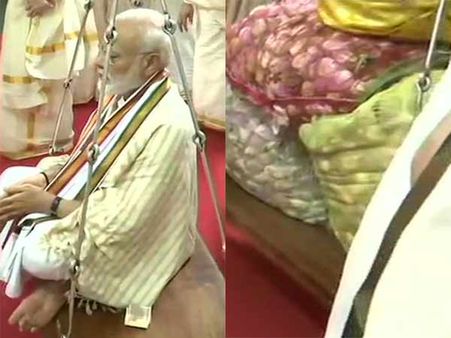 மோடி துலாபாரம் கொடுத்த 100 கிலோ தாமரை மலர்கள் இங்கிருந்துதான் ஸ்பெஷலாக வரவழைக்கப்பட்டன!