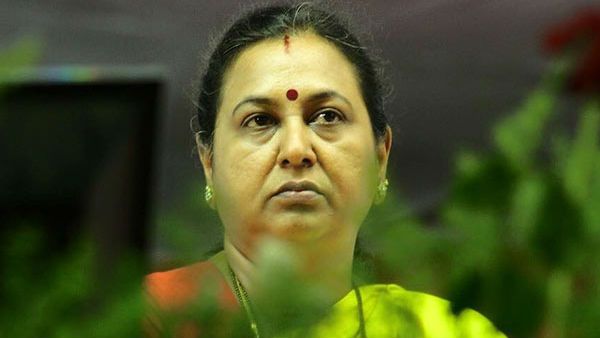 என்னாது அதிமுகவிடம் ராஜ்யசபா சீட் கேட்கனுமா? நிர்வாகிகளை எகிறிய பிரேமலதா