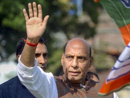 பாதுகாப்புத் துறை அமைச்சரின் முதல் பயணம்... சியாச்சின் பனிமலைக்கு செல்கிறார் ராஜ்நாத் சிங்