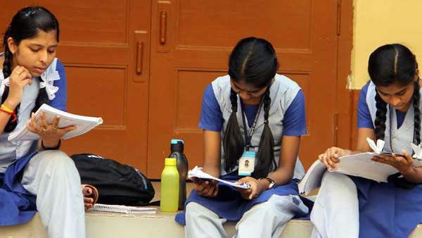 தமிழகத்தை மிரட்டும் தண்ணீர் பிரச்சனை.. பள்ளிகளுக்கு விடுமுறையா? அமைச்சர் விளக்கம்!