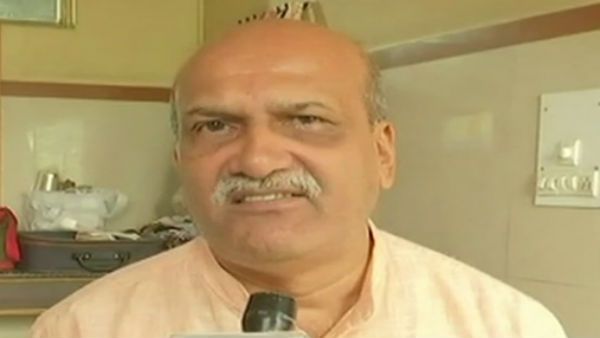 ஓட்டு அரசியலுக்கே முழுக்கு- ஆர்.எஸ்.எஸ்., பாஜக மீது ஶ்ரீராம் சேனா முத்தலிக் கடும் பாய்ச்சல்!