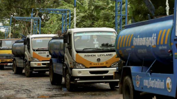 உரிய அனுமதி, பாதுகாப்பு வழங்காவிட்டால் 20,000 தண்ணீர் லாரிகள் ஓடாது.. தமிழக அரசுக்கு எச்சரிக்கை