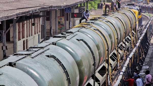 ஜோலார்பேட்டையிலிருந்து சென்னைக்கு நீர் கொண்டு வர ஒத்துழையுங்கள்.. ரயில்வேக்கு தமிழக அரசு கடிதம்