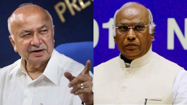 காங்கிரஸ் கட்சியின் புதிய தலைவர் தலித்? சுஷில்குமார் ஷிண்டே- மல்லிகார்ஜூனா கார்கேக்கு வாய்ப்பு