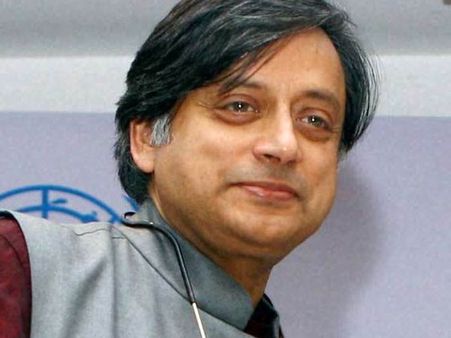 டிக் டாக் தெரியும்... முக்கிய விஷயங்களை சீனா திருடுவது தெரியுமா.. சசிதரூர் காட்டம்