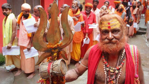 ஜம்முவில் இன்று தியாகிகள் நினைவு தினம்.. முன்னெச்சரிக்கையாக நிறுத்தப்பட்ட அமர்நாத் யாத்திரை