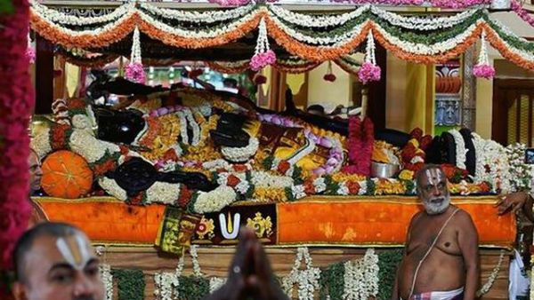 ஆனி கருட சேவை இன்று... அத்தி வரதர் தரிசனம் மாலை 5 மணி வரை மட்டுமே