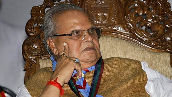 ஒரு ஆளுநராக அந்த வார்த்தையை சொல்லியிருக்க கூடாது.. கடும் எதிர்ப்பால் பின் வாங்கிய காஷ்மீர் கவர்னர்