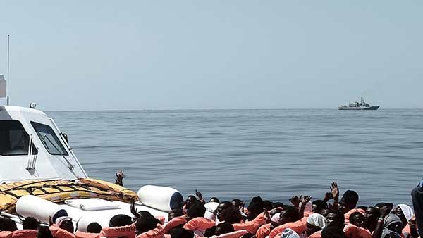 கப்பல் கவிழ்ந்து 150 பேர் பலி.. லிபியாவில் நடந்த மிகப் பெரிய உயிரிழப்பு.. மக்கள் சோகம்