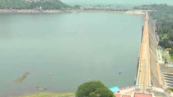 கர்நாடகாவில் கனமழை எதிரொலி.. மேட்டூர் அணையின் நீர்மட்டம் சரசரவென உயர்வு