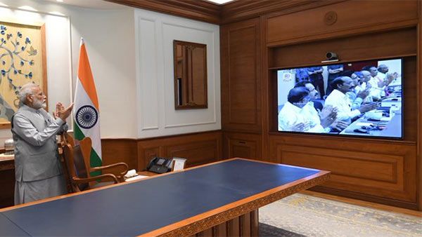 சந்திரயான் 2 வெற்றியால் நிலவை பற்றிய நமது அறிவியல் மேலும் மேம்படும்.. பிரதமர் மோடி பாராட்டு