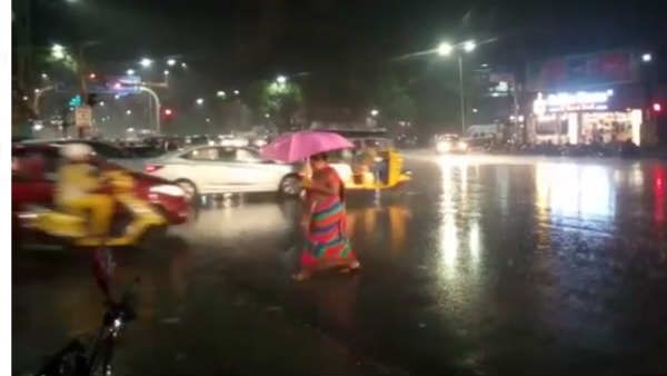 அம்மாடி.. சென்னையில் இடிமின்னலோட இப்படி ஒரு கனமழையா.. டுவிட்டரில் சென்னைவாசிகள் அதகளம்