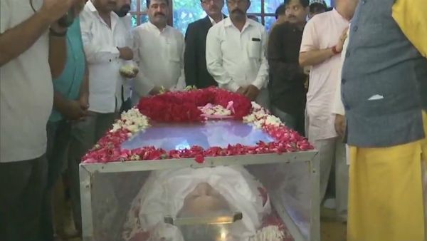 டெல்லி முன்னாள் முதல்வர் ஷீலா தீட்சித் மறைவு.. ஜனாதிபதி ராம்நாத், பிரதமர் மோடி ஆழ்ந்த இரங்கல்