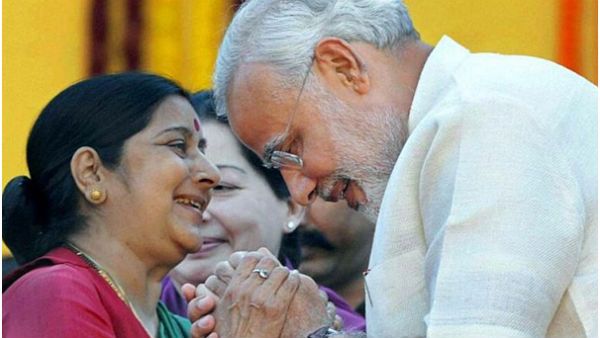 இந்திய அரசியலின் மாபெரும் அத்தியாயம் முடிந்து போனது.. சுஷ்மா மரணம்.. மோடி வேதனை