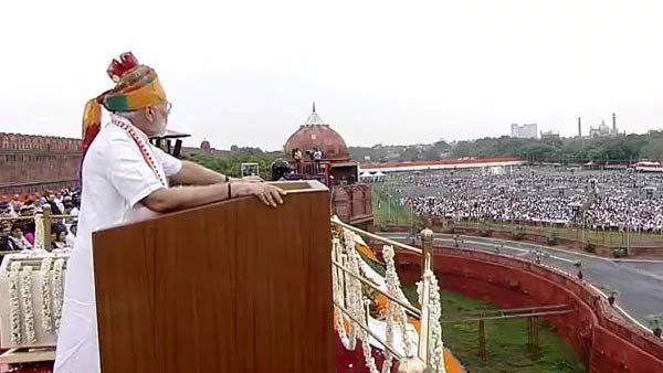 முத்தலாக் தடை சட்டம்.. இஸ்லாமிய பெண்களின் விடுதலை மகிழ்ச்சி அளிக்கிறது.. மோடி பெருமிதம்!