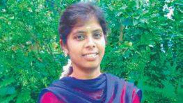 கிராமம்.. விவசாய குடும்பம்தான்.. படிக்கிற பிள்ளை எங்க இருந்தாலும் மேலே வந்துடும்.. உதாரணம் பொன்மணி