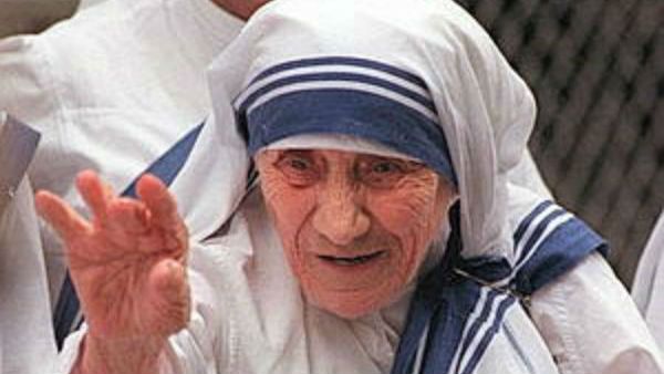 அன்பின் ஊற்றுக்கண்ணாக திகழ்ந்த அன்னை தெரஸா!