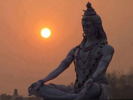 சனிப்பெயர்ச்சி 2020-23: சங்கடம் தரும் சனிபகவான் - சிவனைப் பிடித்த கதை தெரியுமா