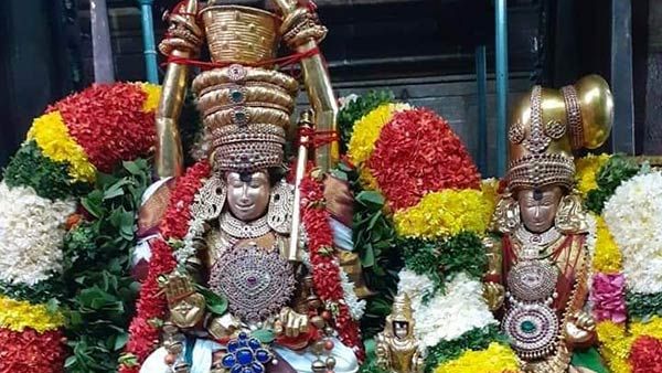 மதுரை பிட்டுத்திருவிழா கோலாகலம்: பிட்டுக்கு மண் சுமந்த இறைவன்