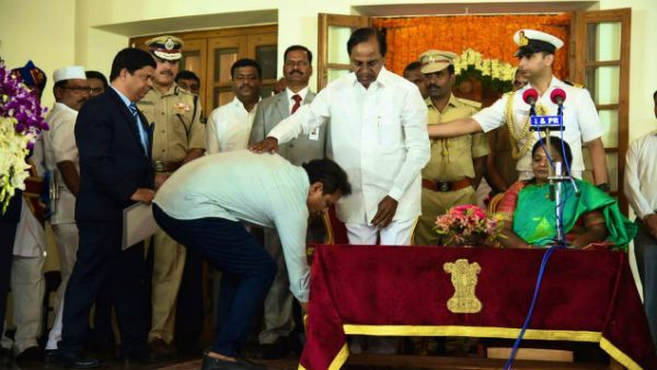 மகன்..மருமகனுக்கு அமைச்சர் பதவி அளித்த சந்திரசேகர் ராவ்..!