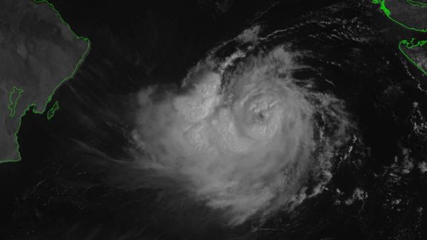 அரபிக் கடலில் உருவானது ஹிகா புயல்.. 20 அடி உயரத்திற்கு அலை எழும்பும்.. மழைக்கு வாய்ப்பு