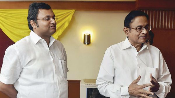 ஏர்செல் மேக்சிஸ் வழக்கு.. ப.சிதம்பரம், கார்த்தியின் முன்ஜாமீன் மனு மீதான தீர்ப்பு தேதி மாற்றம்