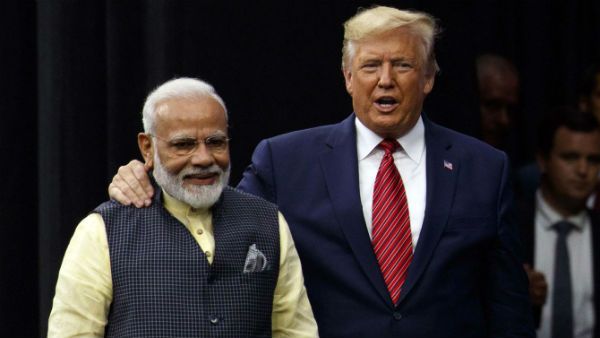 டிரம்ப் என் நெருங்கிய நண்பர்.. துடிப்பானவர்.. புகழ்ந்து தள்ளிய மோடி.. ஹவுடி மோடி விழாவில் அதிரடி!