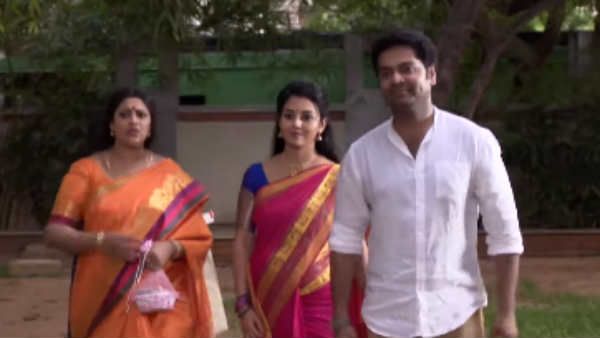 Nayagi Serial: டாப் டூ பாட்டம்.. ஒரே குடும்ப வயலன்ஸ்.. ஆனாலும் ரேட்டிங்கில் டாப்!