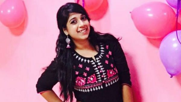 பேனர் விபத்தில் பலியான சுபஸ்ரீ.. கனடா செல்வதற்கான தேர்வில் முதல் வகுப்பில் தேர்ச்சி