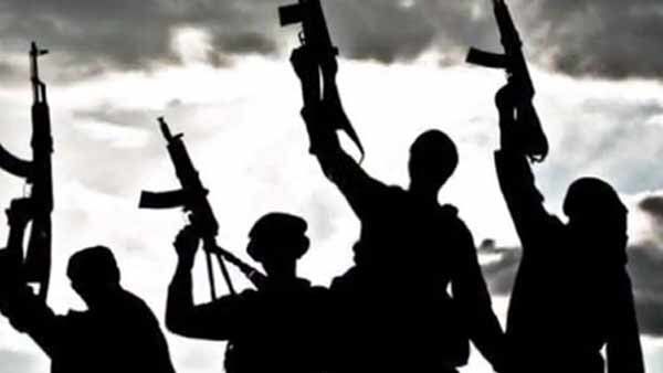 இந்தியாவில் தாக்குதல் நடத்த திட்டம்.. பயங்கரவாதிகளை சந்தித்த பாக். உளவு துறை