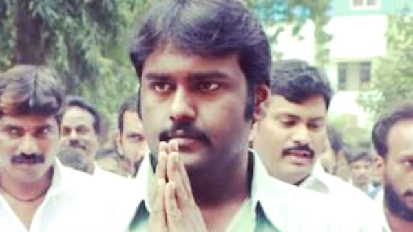 2 தொகுதி இடைத்தேர்தல்.. அதிமுக வேட்பாளரை எதிர்க்குமா தேமுதிக..நூல் விட்டுப் பார்க்கும் விஜயபிரபாகரன்