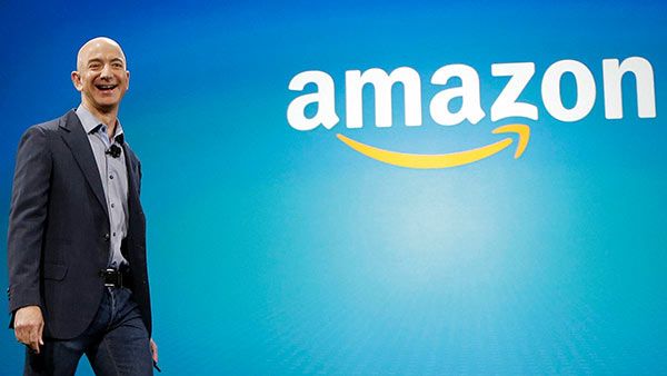 சிலமணி நேரத்தில் 49 ஆயிரம் கோடி அவுட்! அமேசான் நிறுவனர் உலகின் பெரும் பணக்காரர் அந்தஸ்தை இழந்தார்